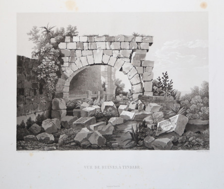 Vue de ruines a Tindare