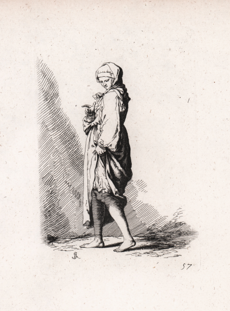Giovane donna che cammina verso sinistra