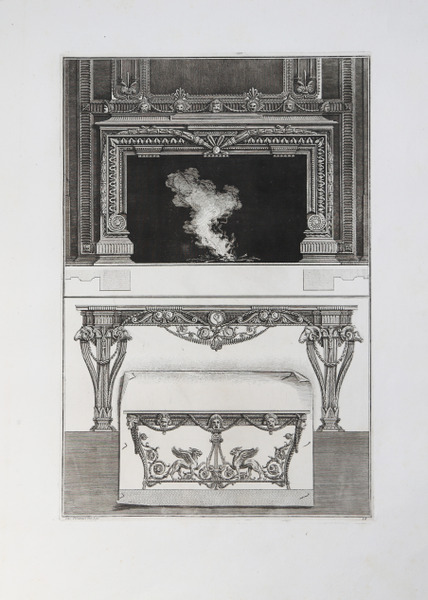 Un camino e due tavoli nella parte inferiore