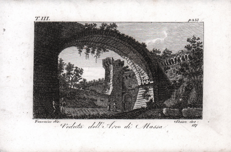 Veduta dell'Arco di Massa