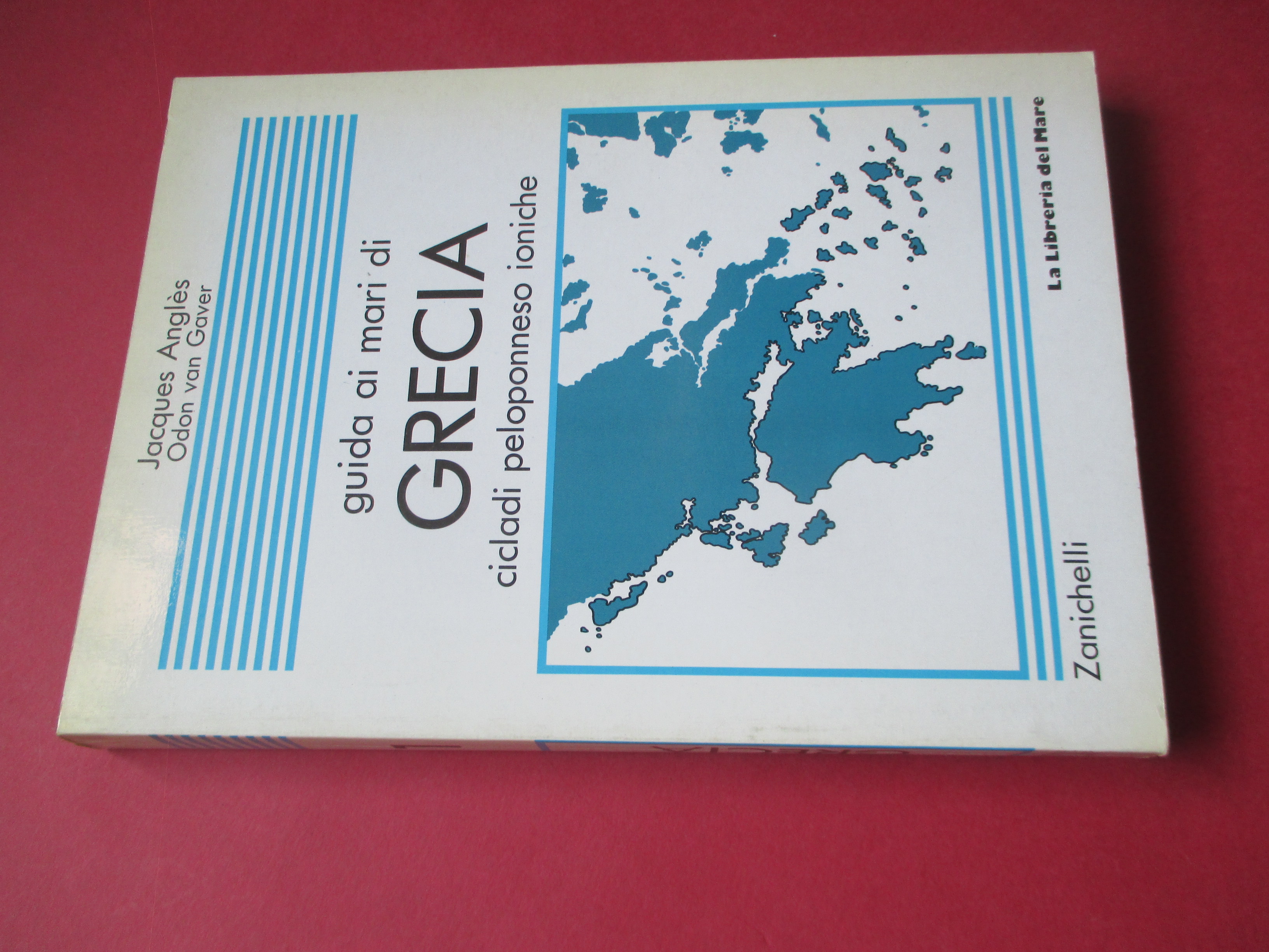 Guida ai mari di Grecia. Cicladi, Peloponneso, Ioniche.
