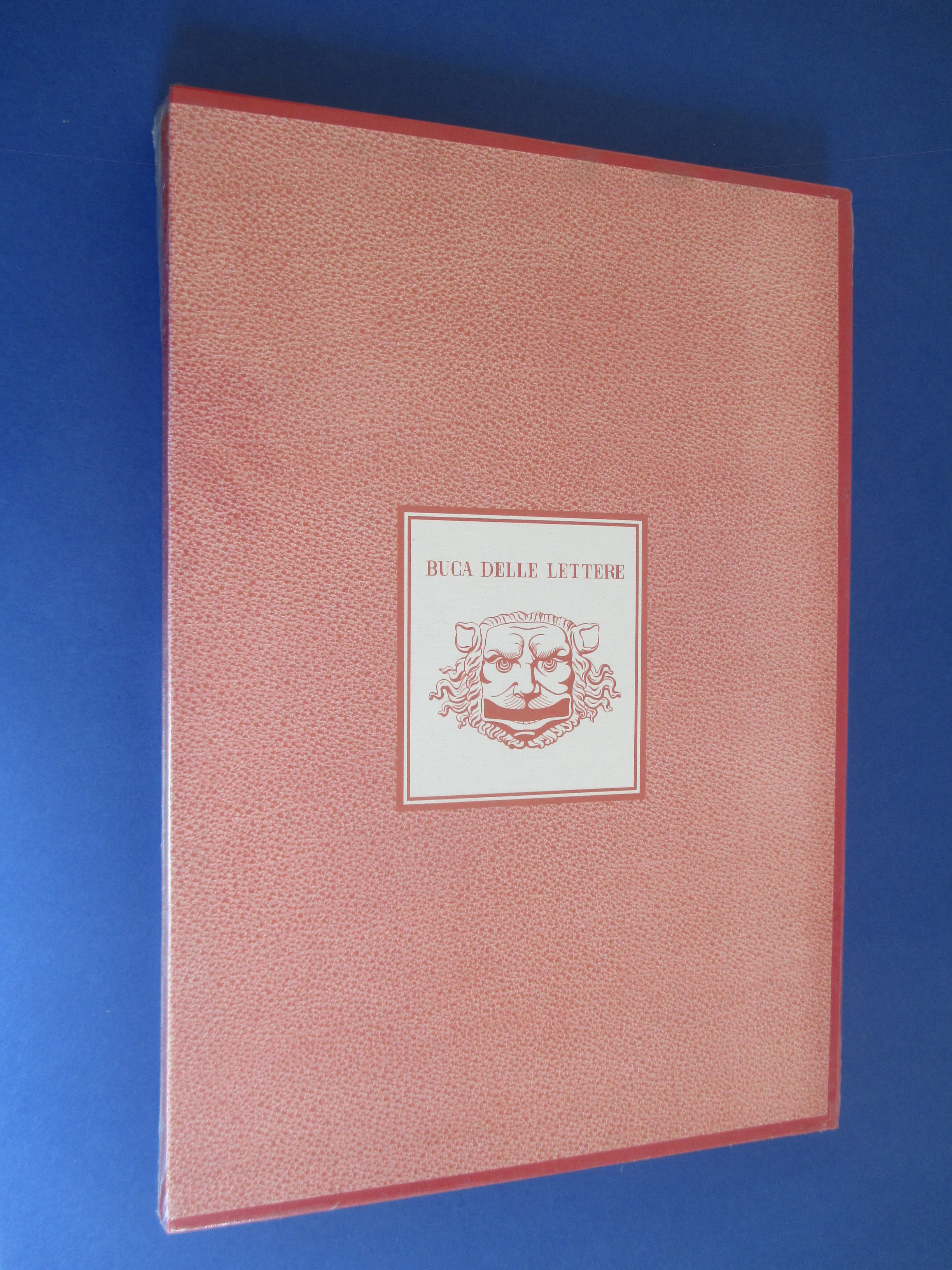 Il Libro dei Francobolli d'Italia. Valori Postali 2000.