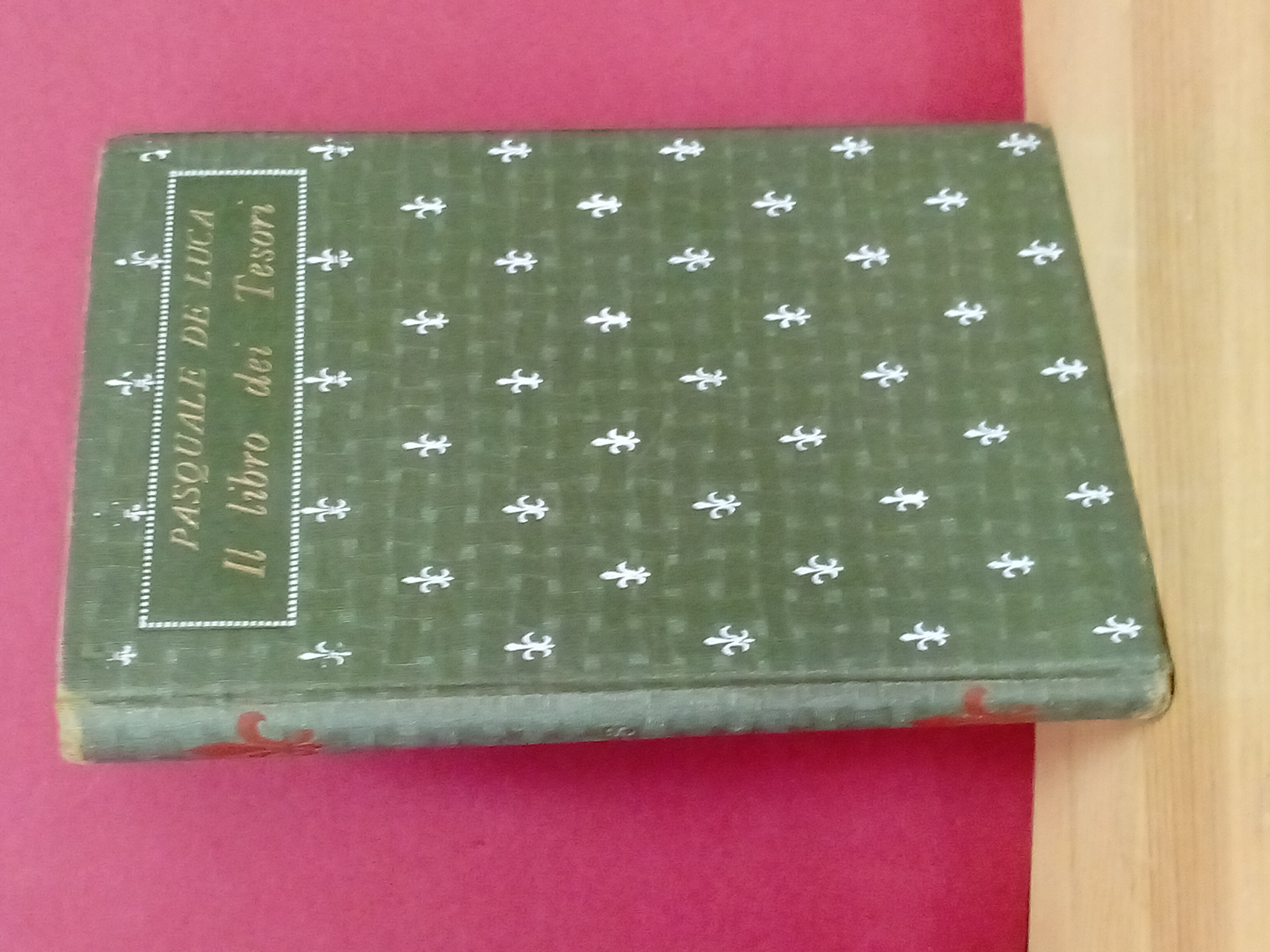 Il libro dei Tesori. Fregi di Duilio Cambellotti.