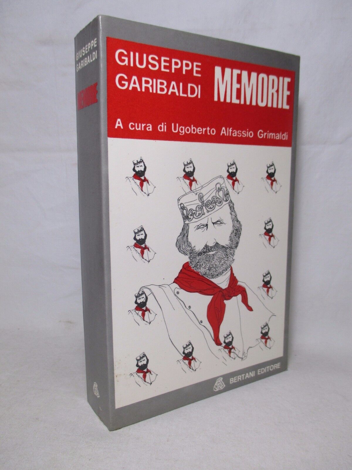 Memorie. A cura di Ugoberto Alfassio Grimaldi.
