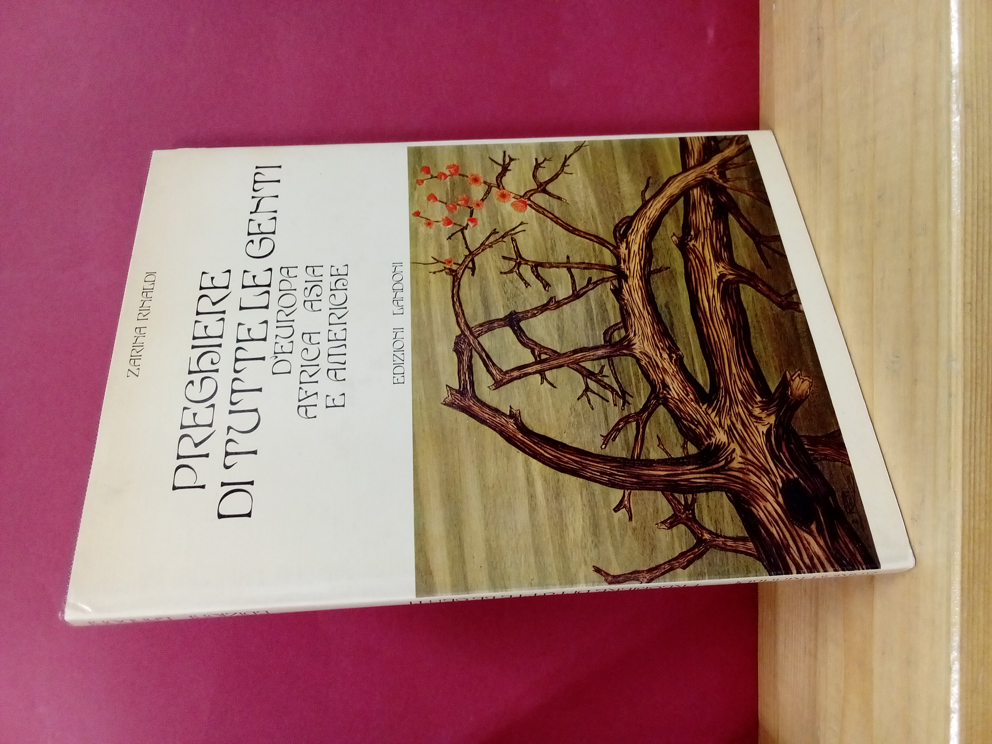 Preghiere di tutte le genti.