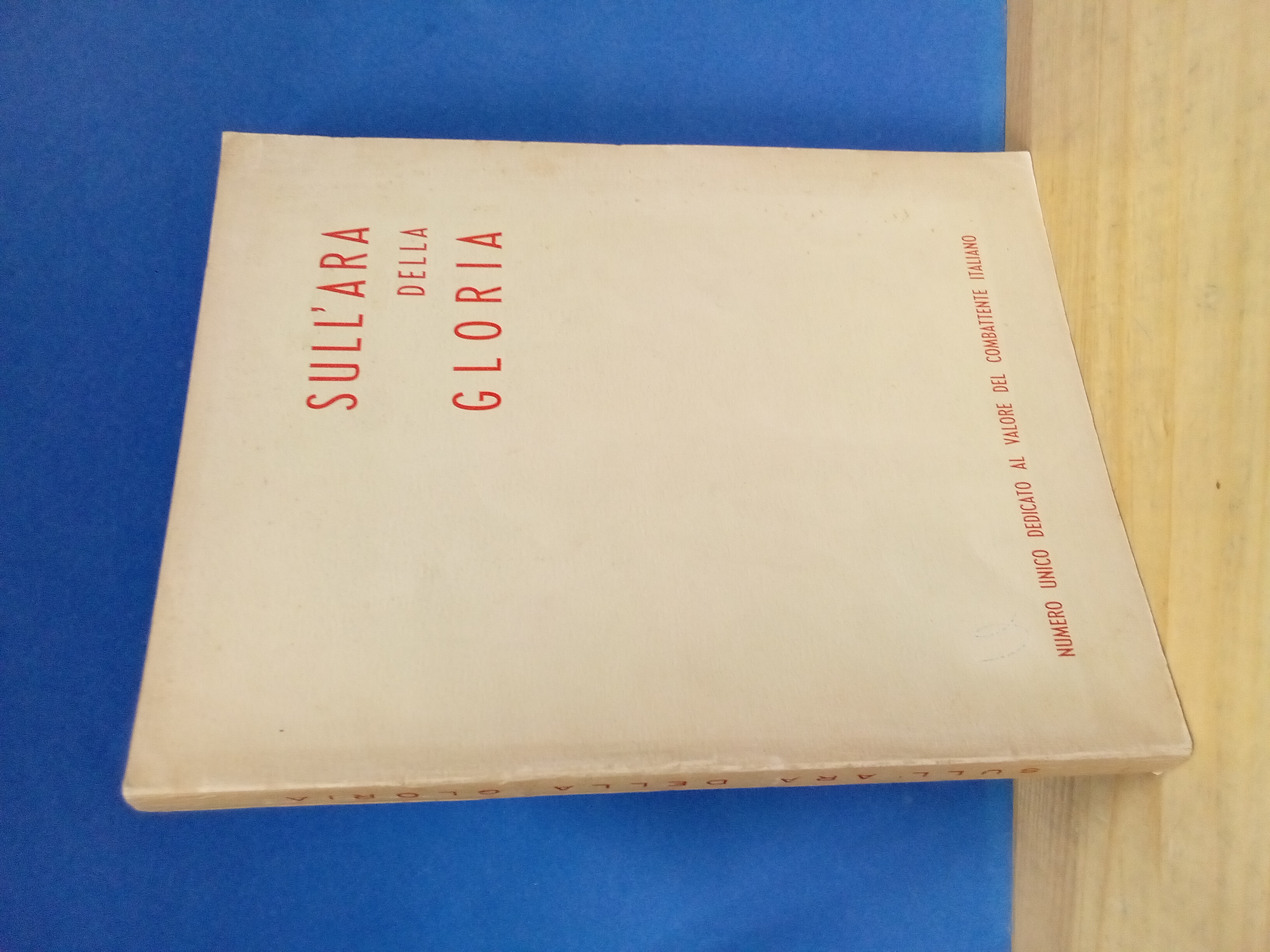 Sull'ara della gloria.