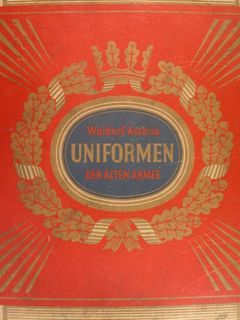 UNIFORMEN der alten Armee.