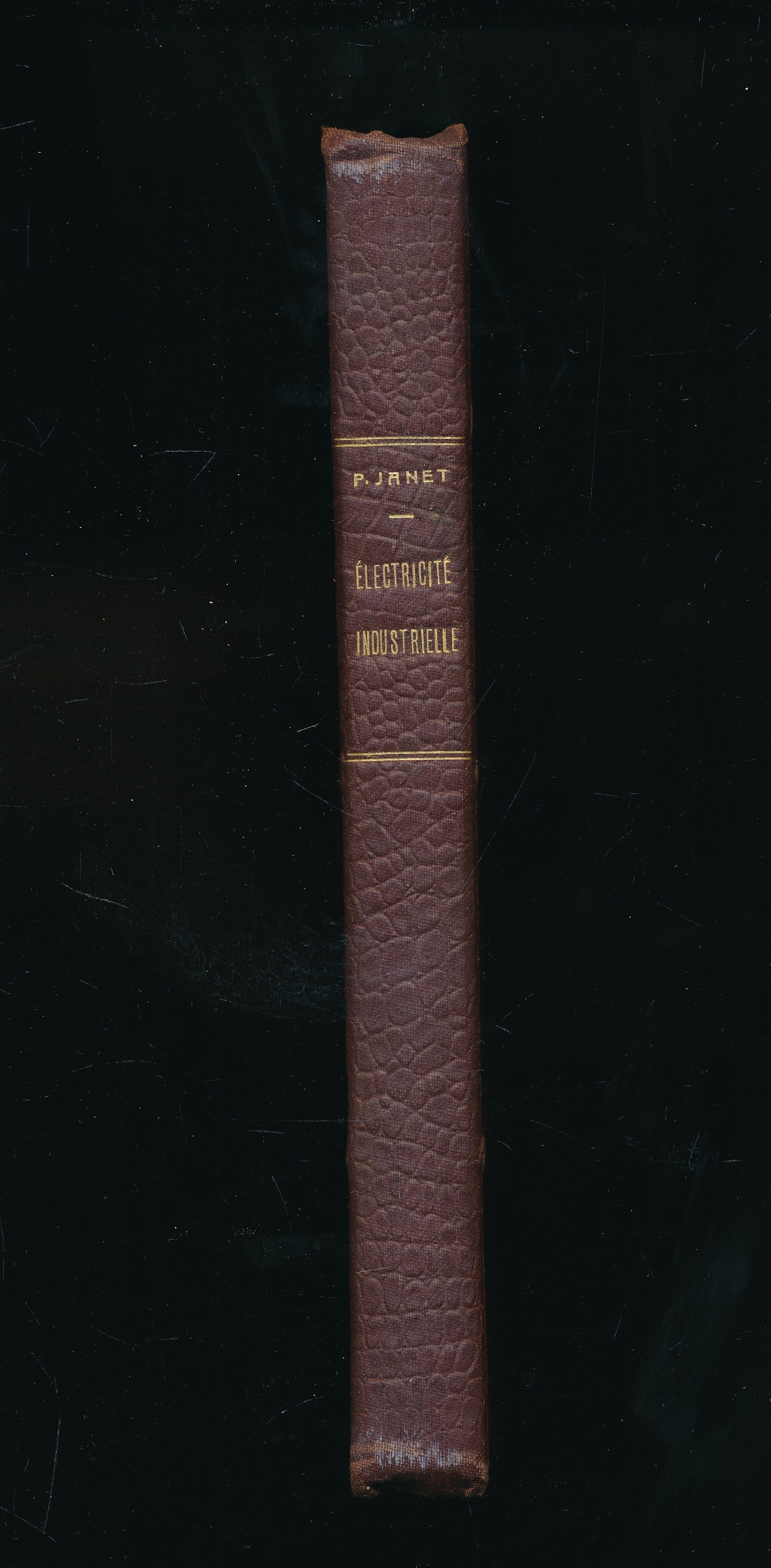 Premiers principes d'électricité industrielle. Piles, accumulateurs, dynamos, transformateurs
