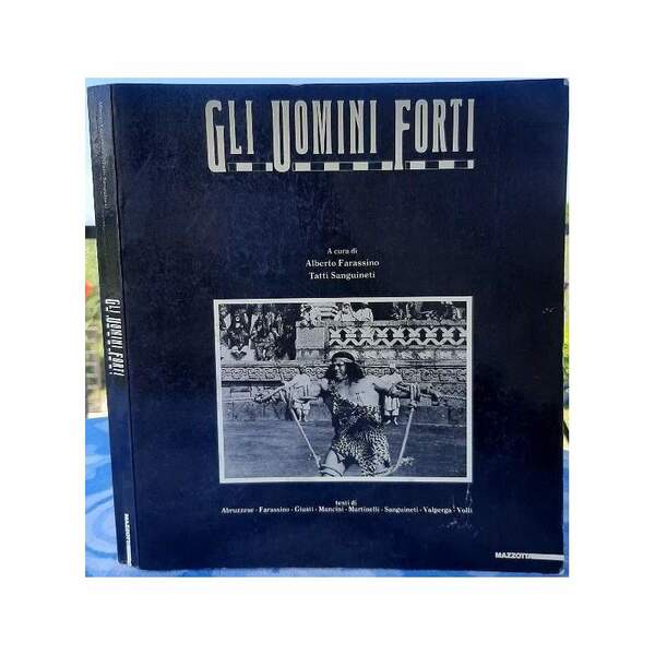 GLI UOMINI FORTI( 1983)