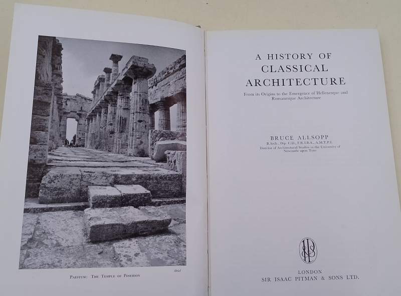 A HISTORY OF CLASSICAL ARCHITECTURE( 1965)