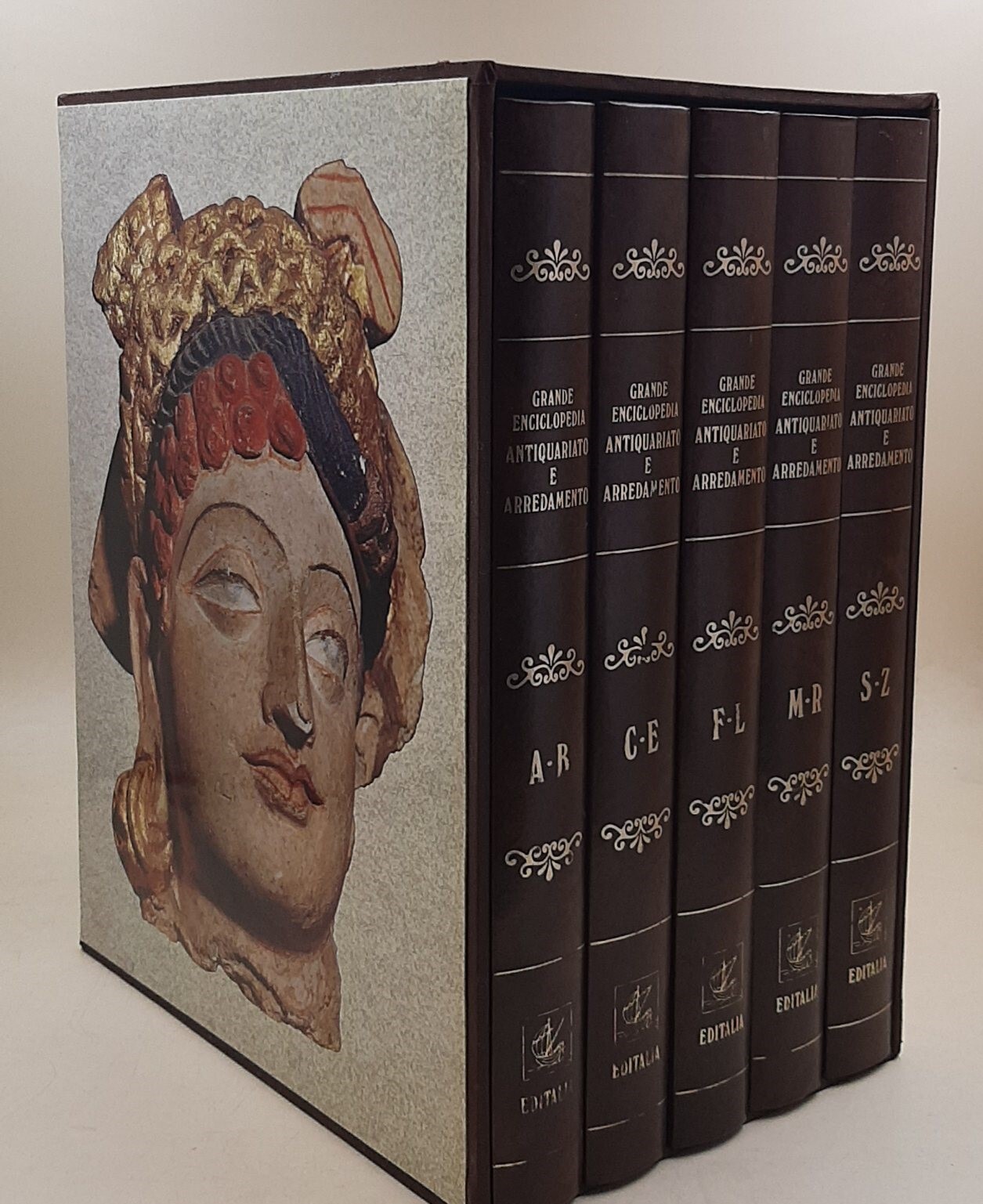 Grande enciclopedia antiquariato e arredamento - 5 Voll.