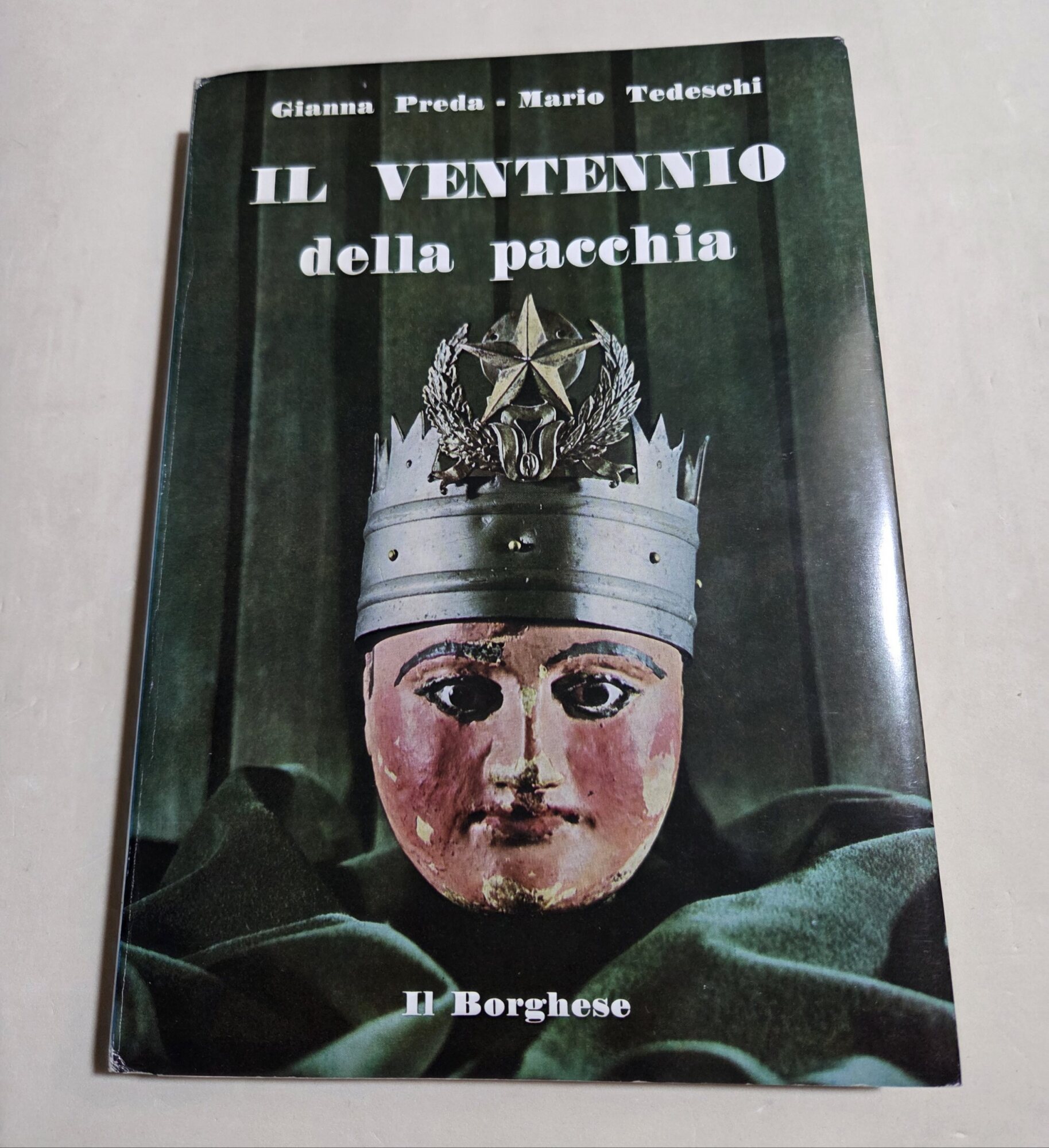 Il ventennio della pacchia
