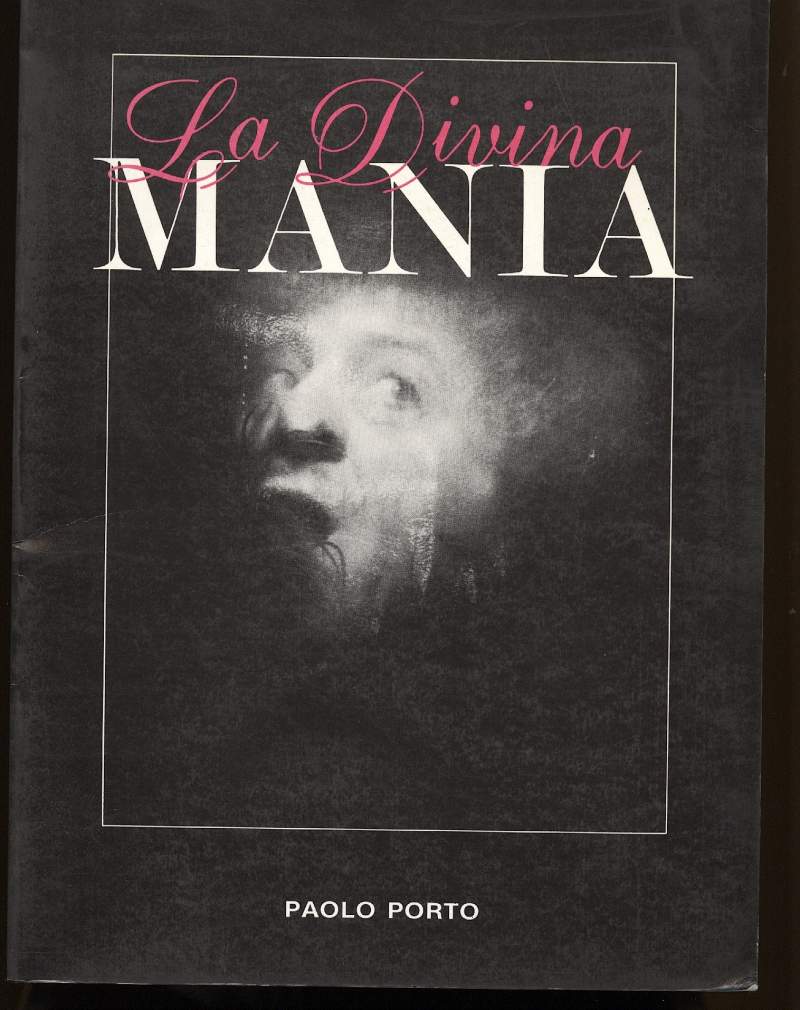 LA DIVINA MANIA