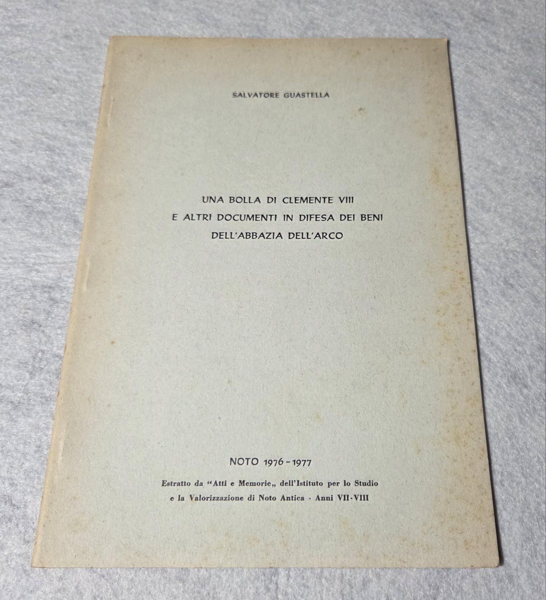 Una bolla di Clemente VIII, e atri documenti in difesa …