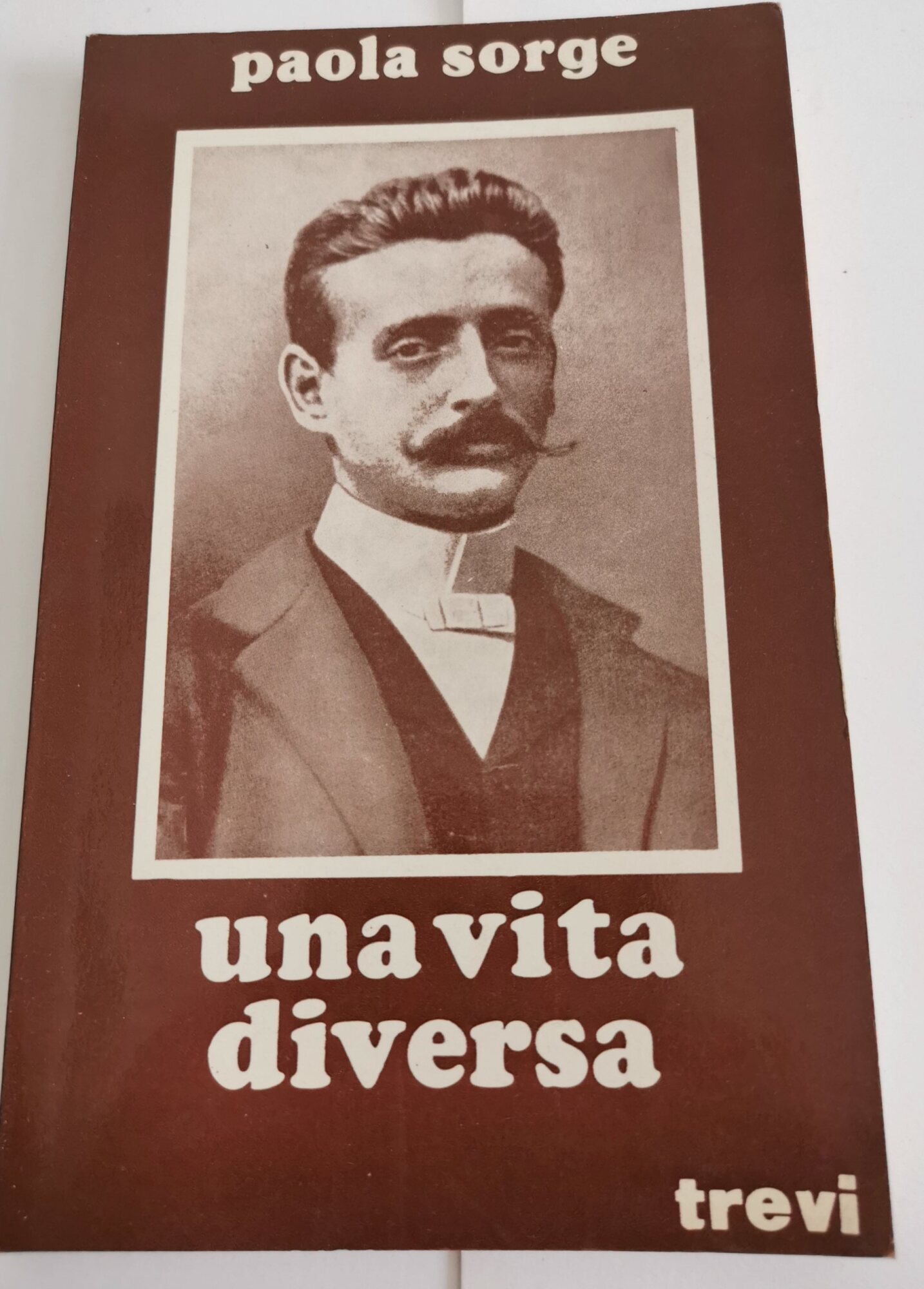 Una vita diversa