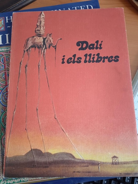 Dalì iels llibres