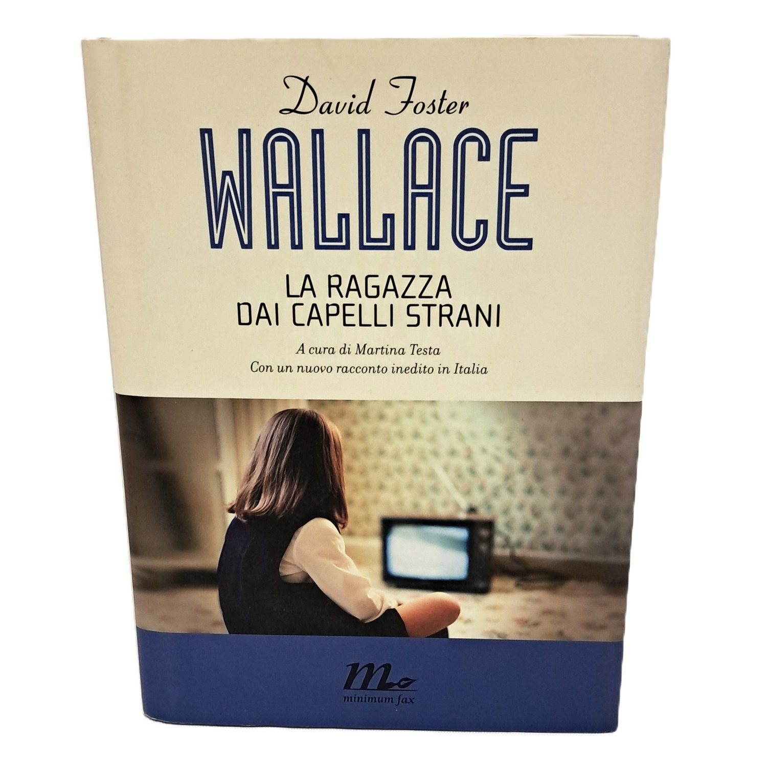 La ragazza dai capelli strani