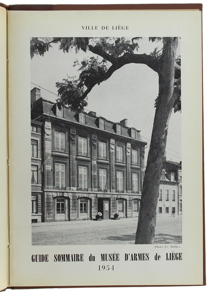 GUIDE SOMMAIRE DU MUSEE D'ARMES DE LIEGE - 1954.