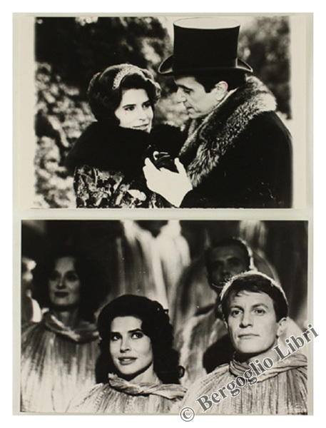 LA VIE EST UN ROMAN: DUE FOTO ORIGINALI.