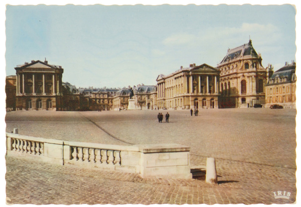 VERSAILLES - La cour d'Honneur (Cartolina).