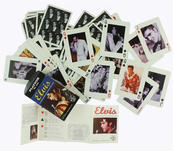 ELVIS. The official playing cards featuring the KING OF ROCK.