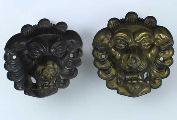 COPPIA DI TESTE DI LEONE PORTA-ANELLO IN OTTONE - VINTAGE