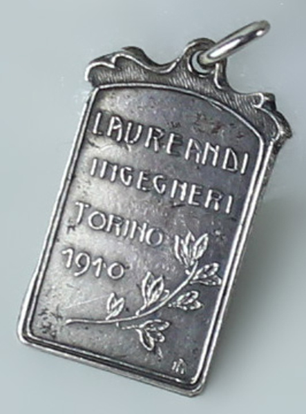 LAUREANDI INGEGNERI - TORINO 1910: MEDAGLIA ARGENTATA MM 22x13