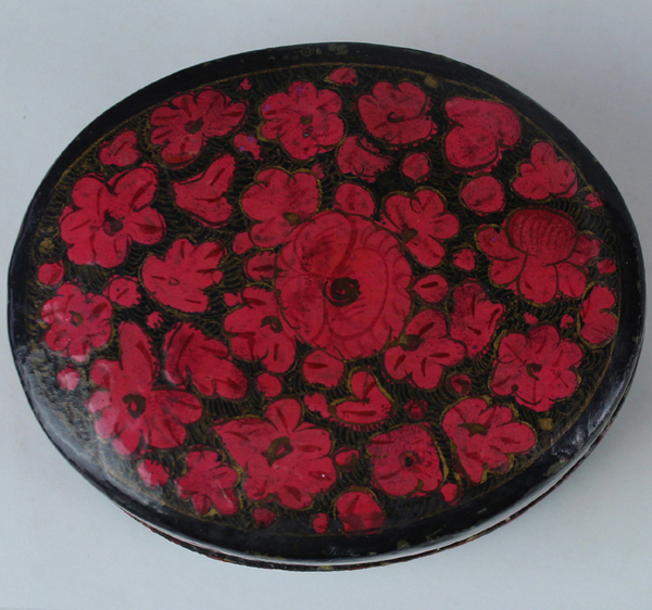 SCATOLETTA CARTAPESTA VINTAGE LACCATA OVALE 11X9X4 cm