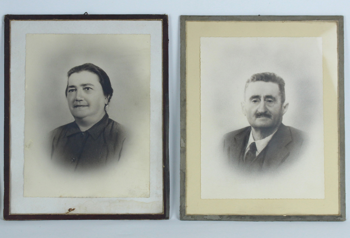 COPPIA ANTENATI: RITRATTI PRIMO '900 (vere foto d'epoca) sotto vetro