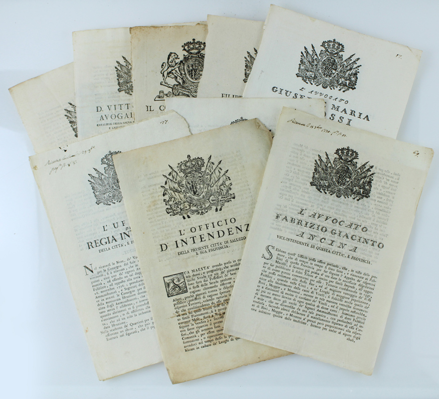 DODICI MANIFESTI DEL GOVERNO SABAUDO 1759-1799 - formato 30x20 cm …