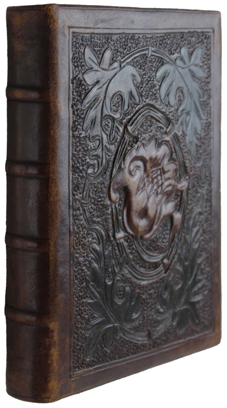 SPLENDIDA LEGATURA antica in pelle sbalzata