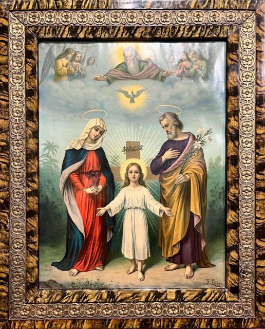 Sacra Famiglia con Dio Padre e Angeli nel cielo.