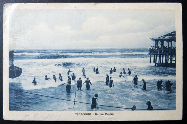 Viareggio. Bagno Balena.