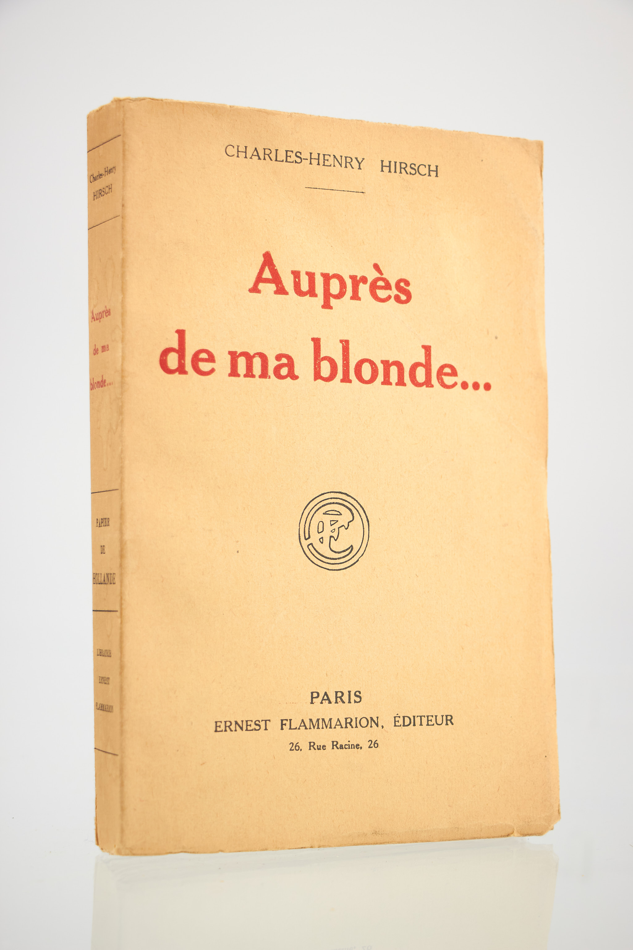 Auprès de ma blonde.