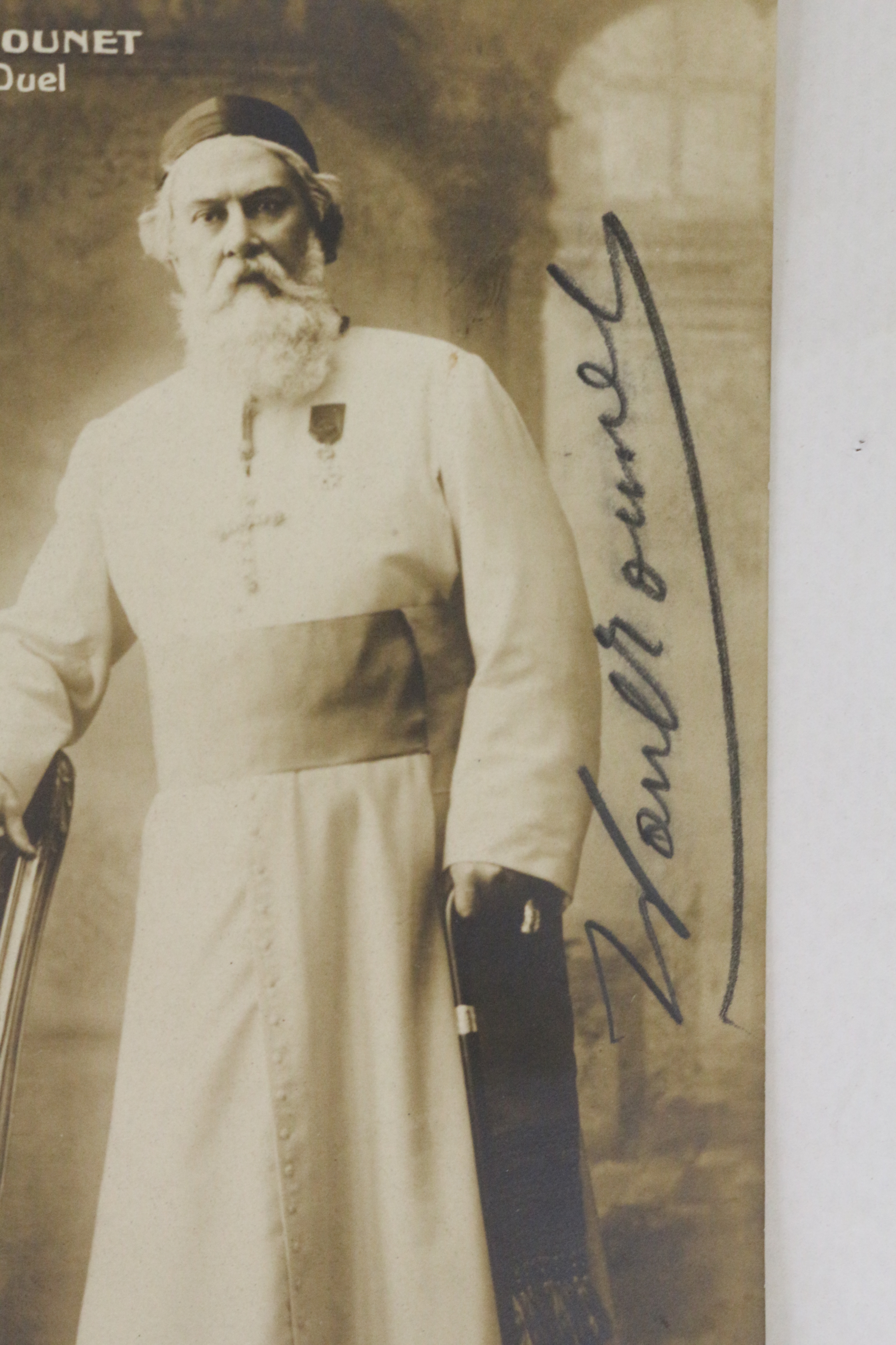 Carte postale photographique signée de Paul Mounet créant le rôle …