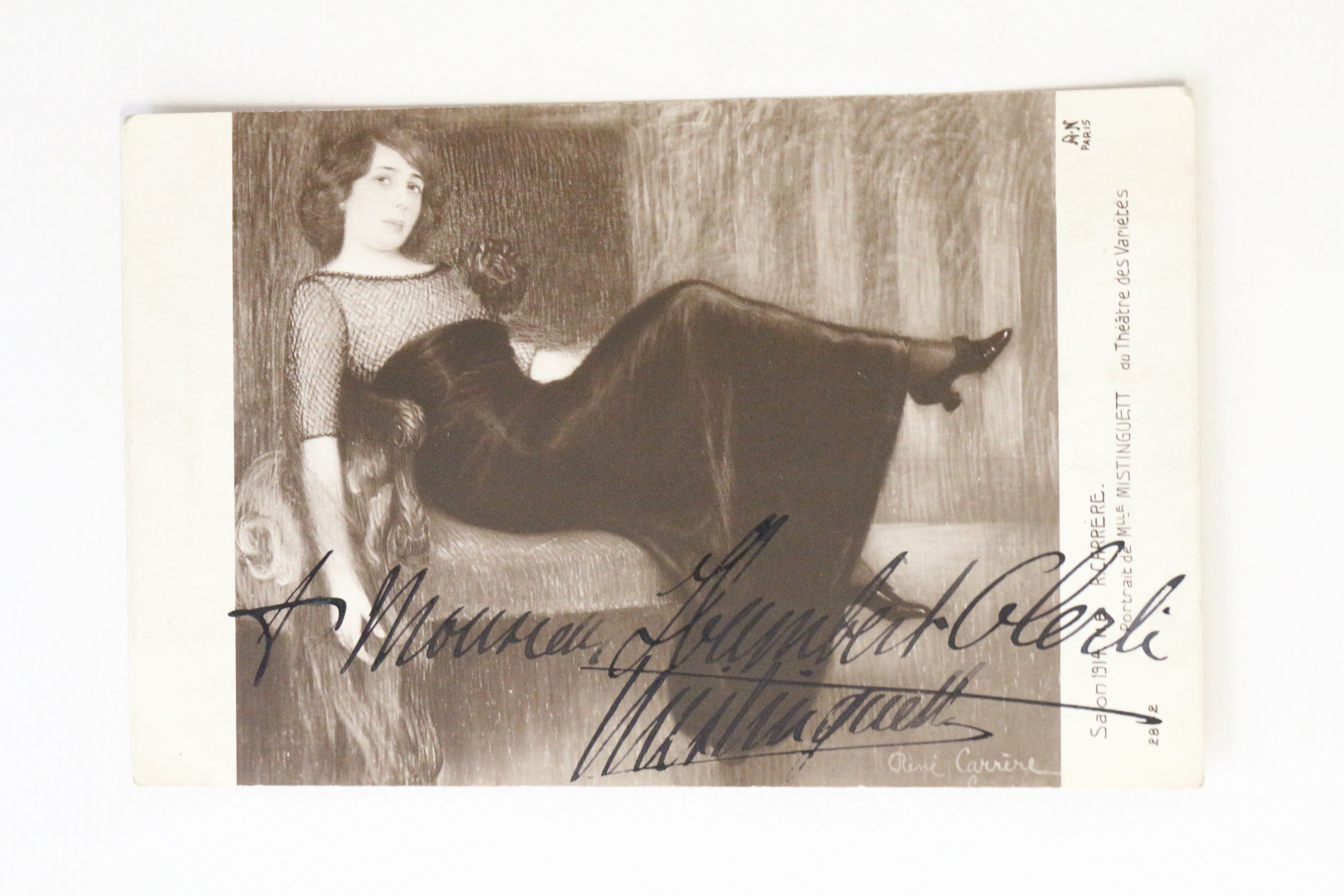 Carte postale signée de Mistinguett