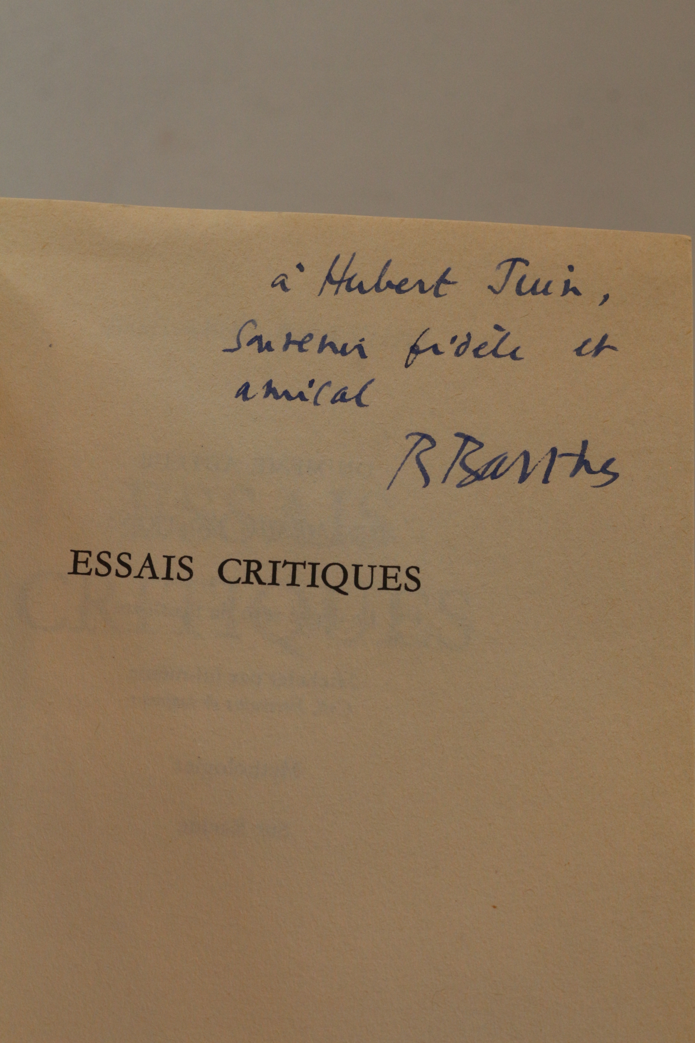 Essais critiques