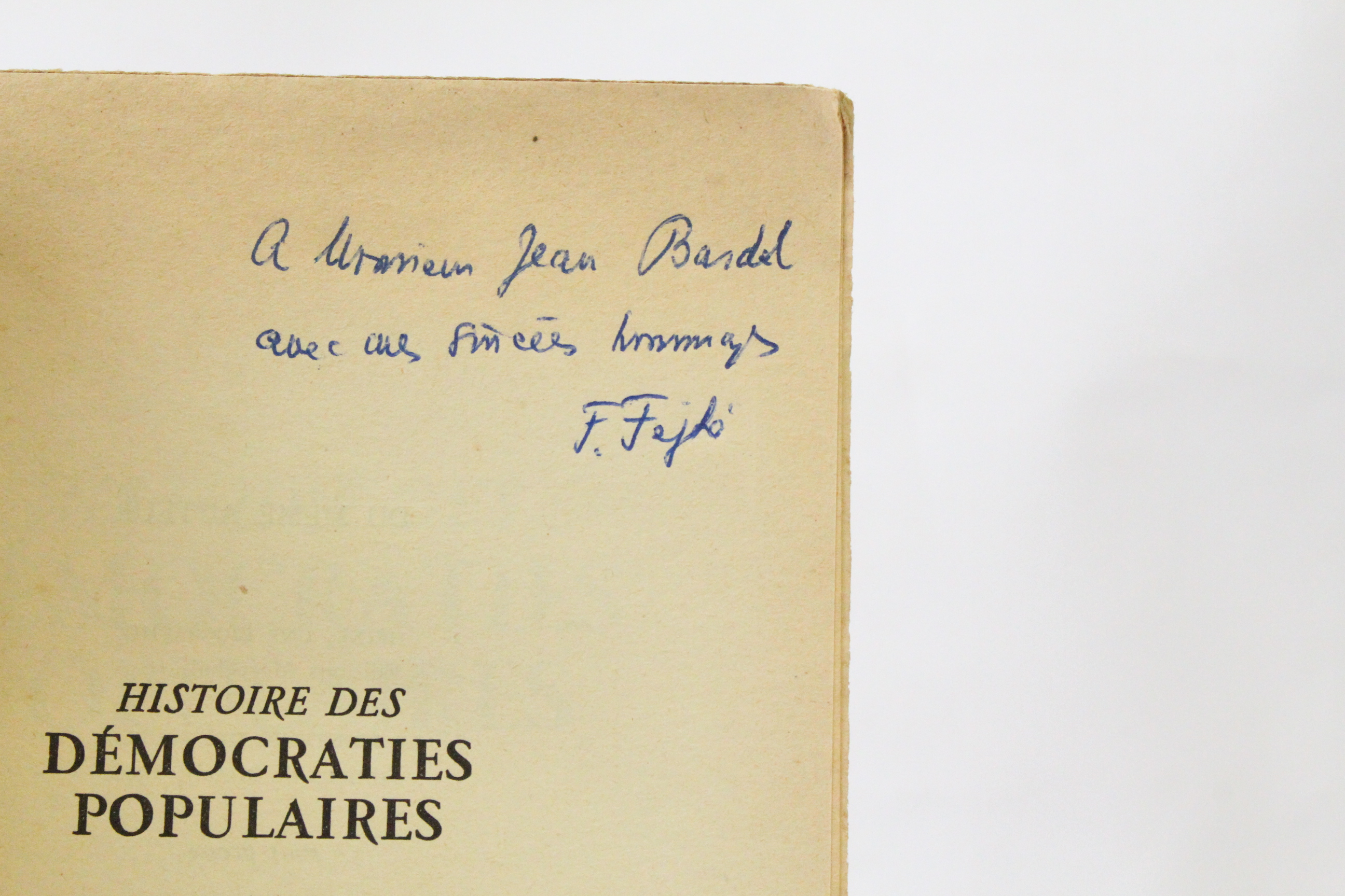 Histoire des démocraties populaires