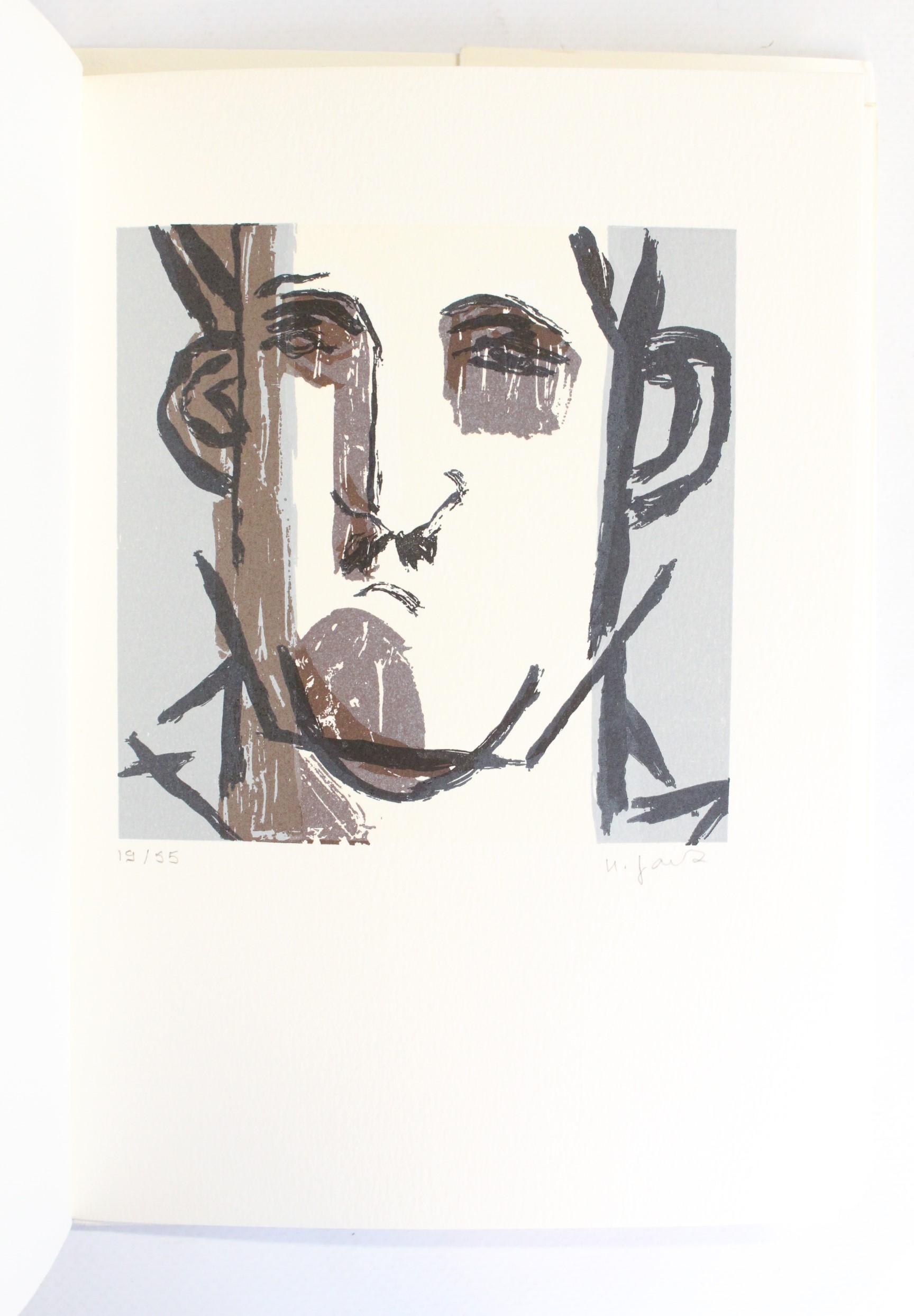 La figure au collet