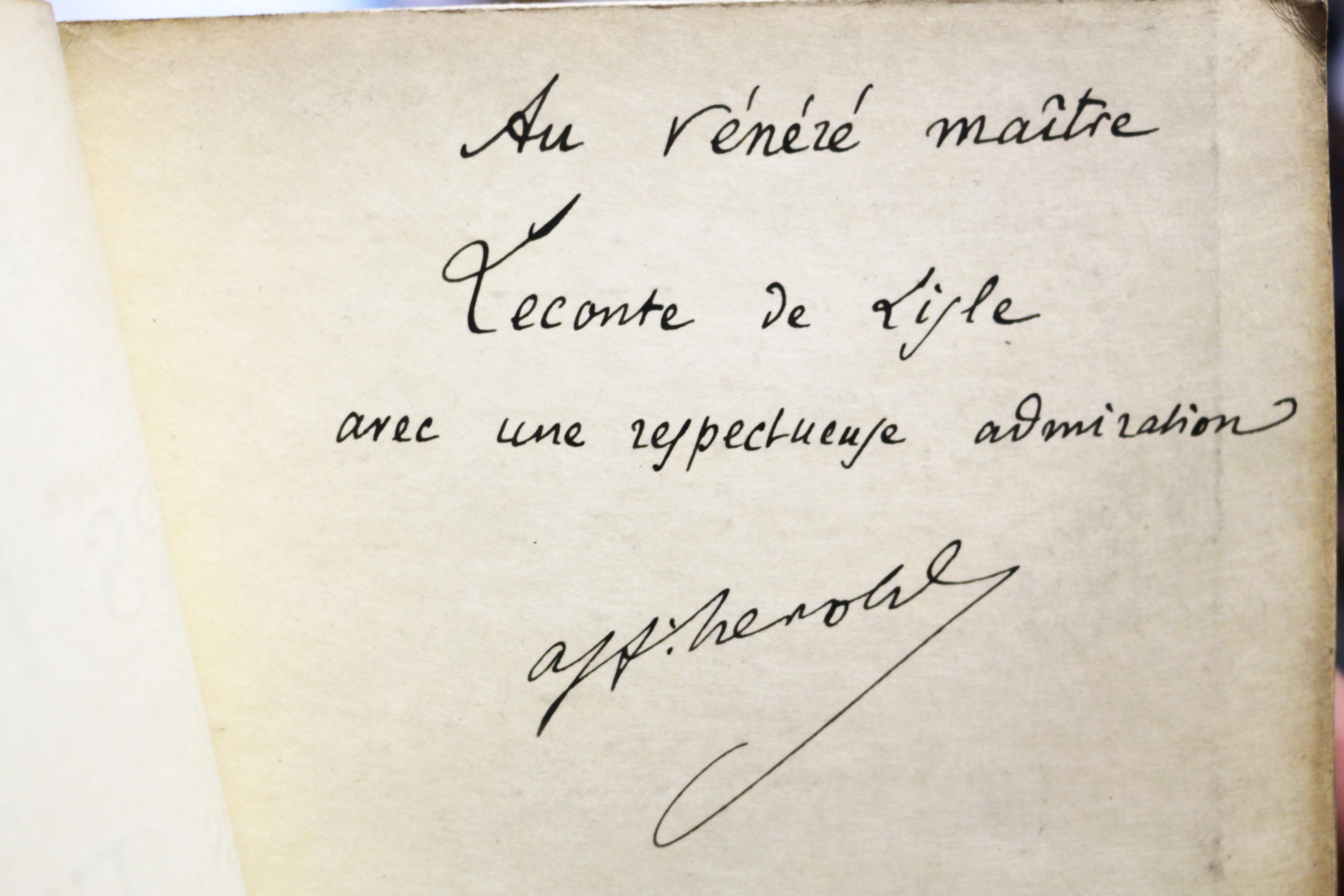 Les paeans et les thrènes