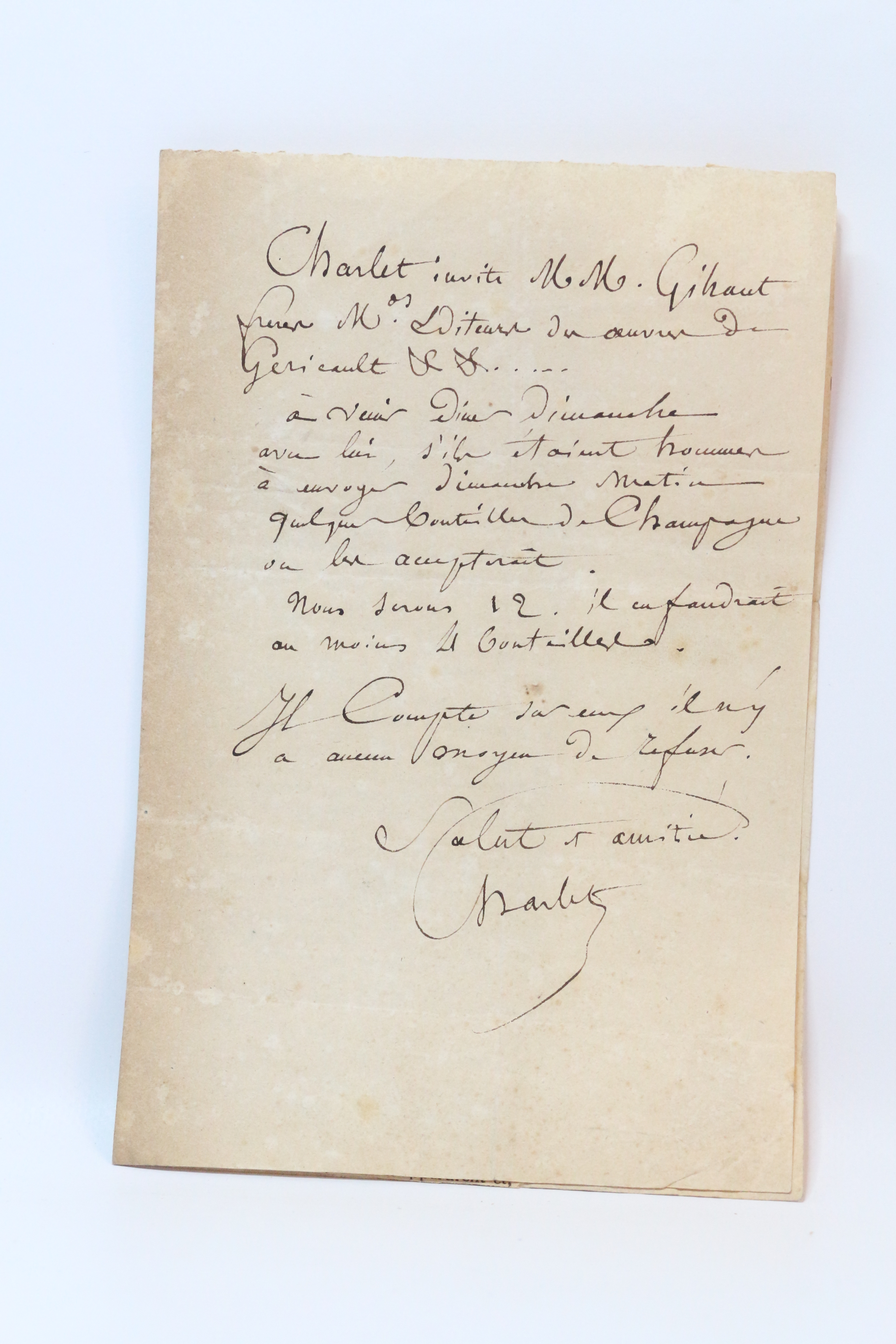 Il en faudrait au moins 4 bouteilles [de champagne] • …