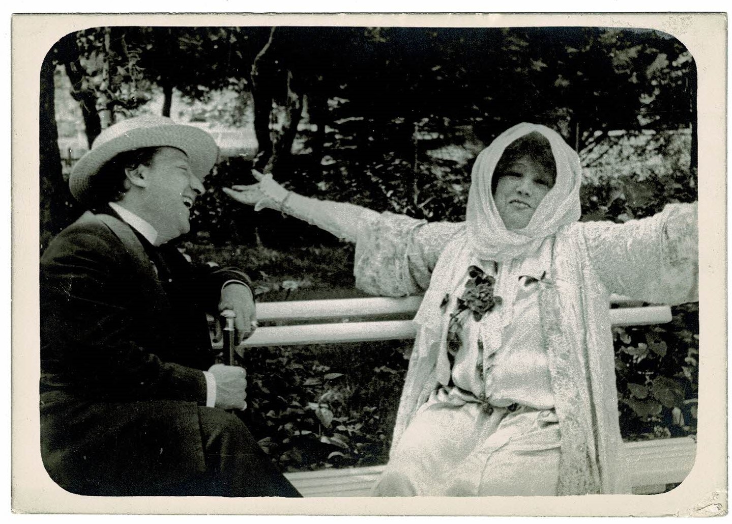 [PHOTOGRAPHIE] Portrait photographique de Sacha Guitry et Sarah Bernhardt les …