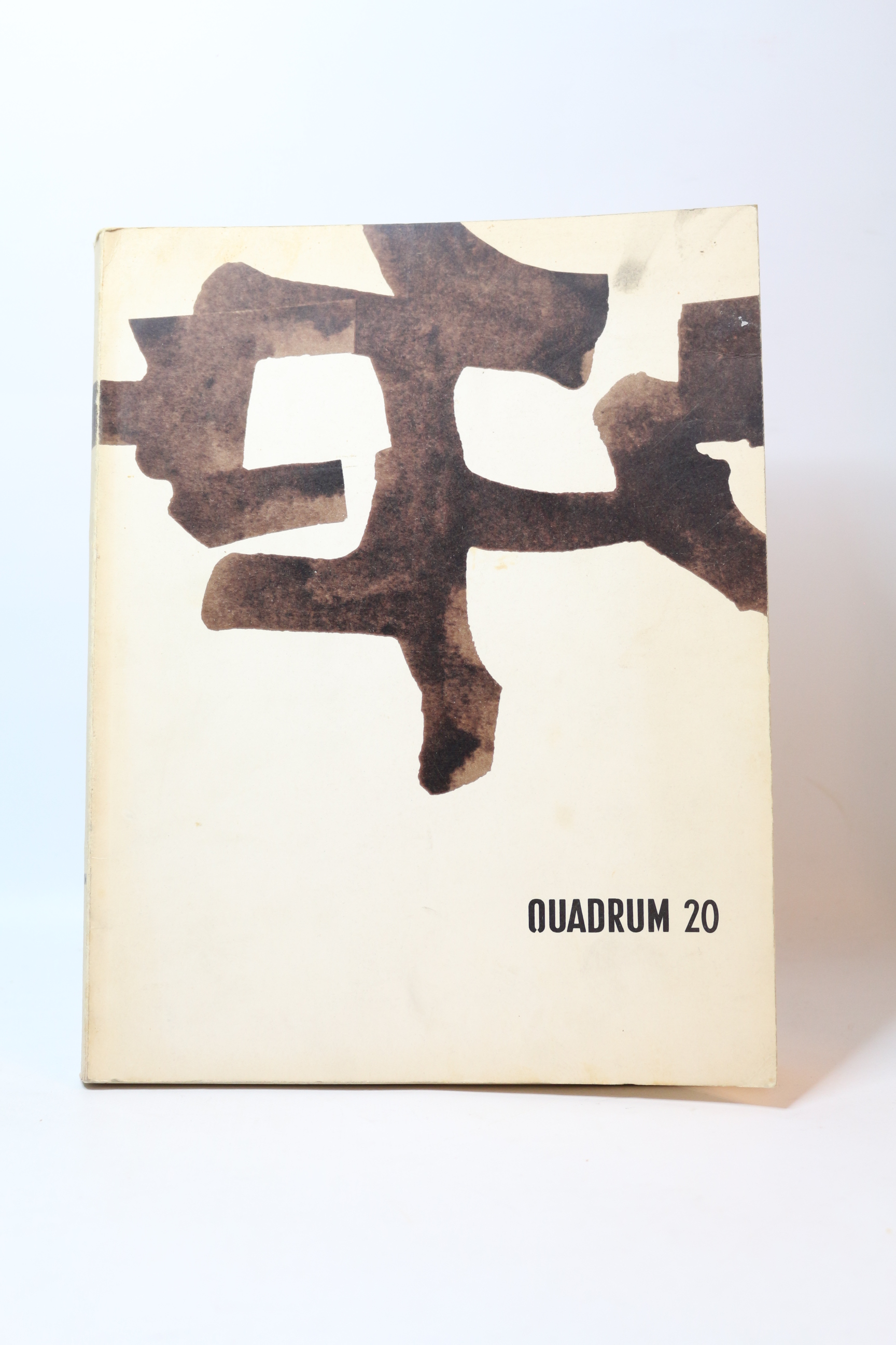 Quadrum N°20