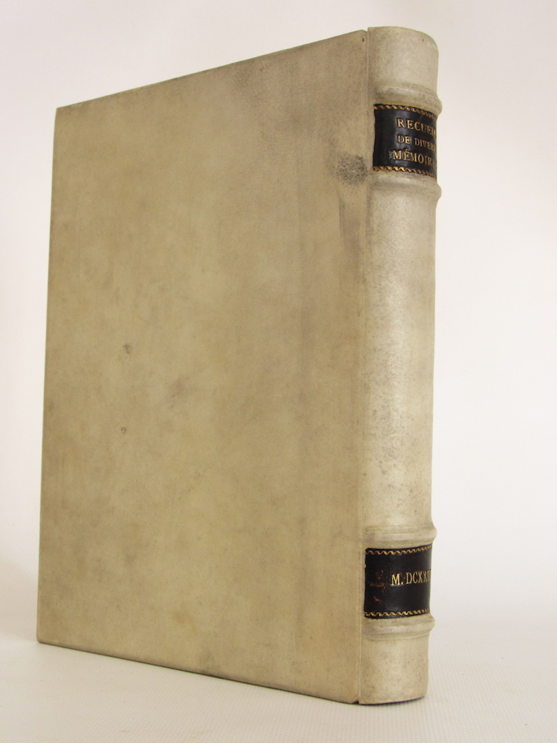 Recueil de divers memoires, harangues, remonstrances, et lettres servans à …