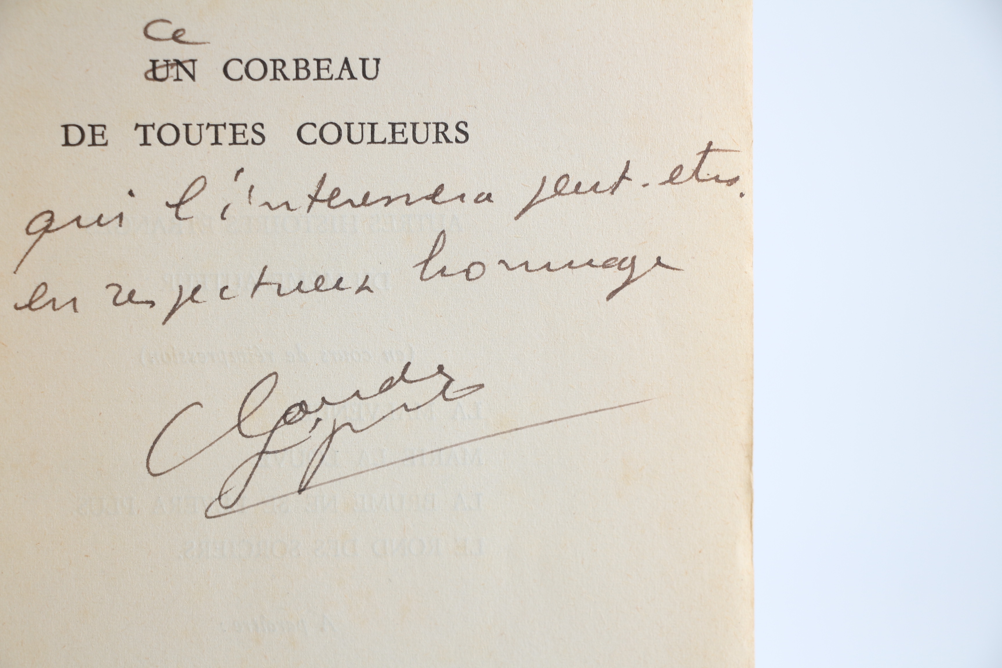 Un Corbeau de toutes Couleurs