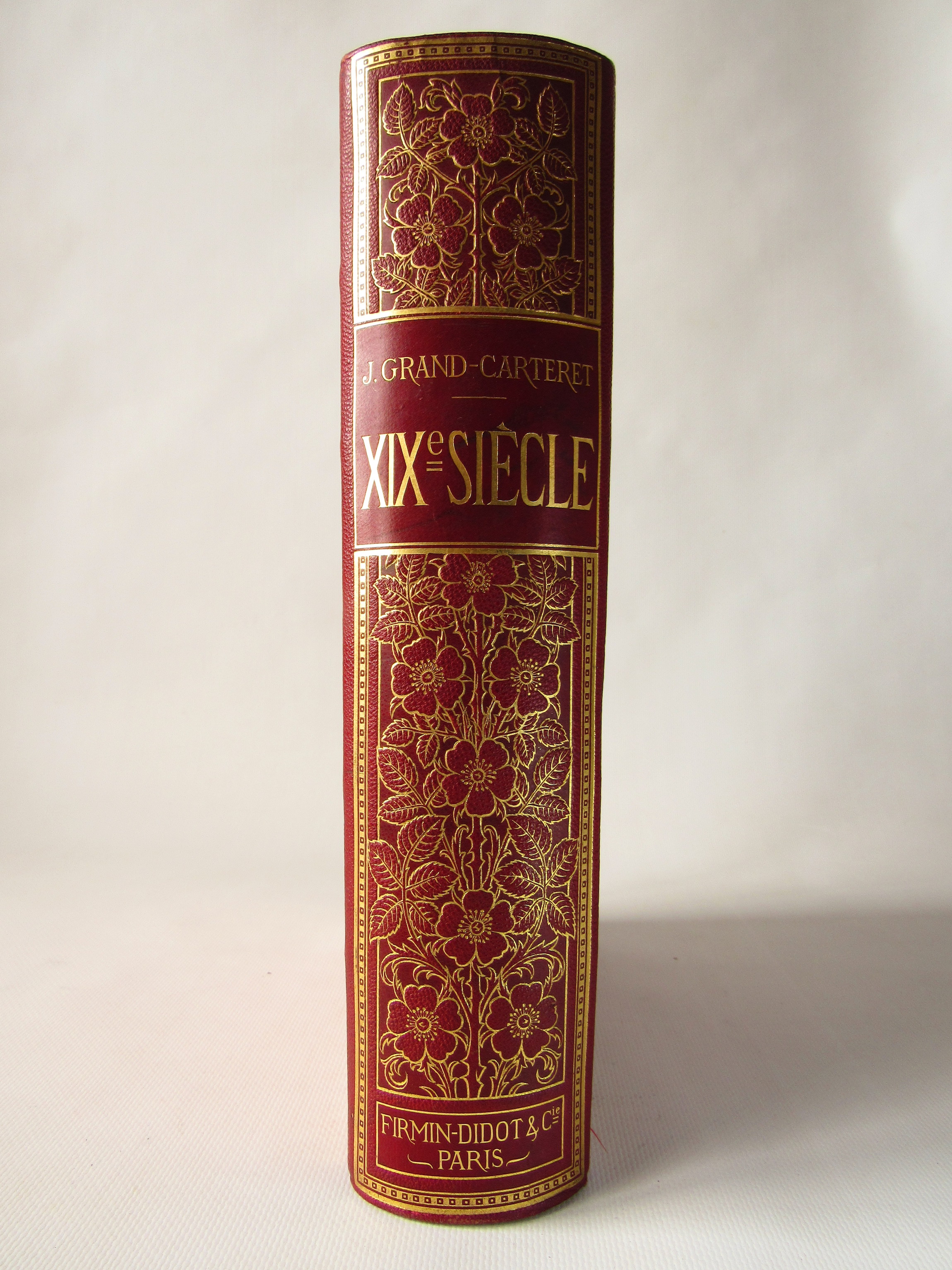 XIXe siècle. Classe - Moeurs - Usages. Costumes - Inventions