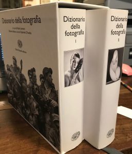 DIZIONARIO DELLA FOTOGRAFIA. 2 VOLUMI IN COFANETTO