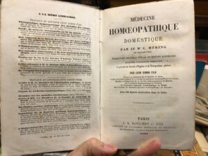 MEDECINE HOMOEOPATHIQUE DOMESTIQUE