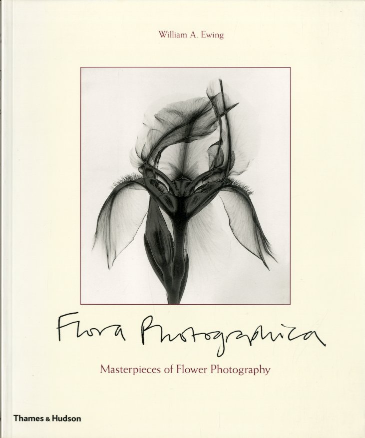 Flora Photographica. Masterpieces of Flower Photography.