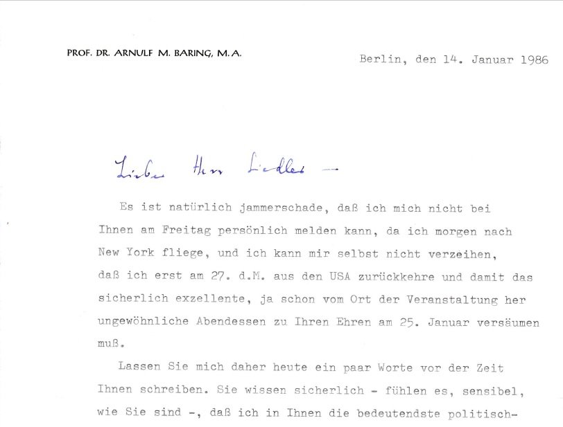Brief des Zeithistorikers und Publizisten Arnulf Baring an den Verleger …